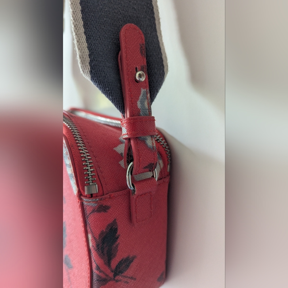 Cath Kidston Red Floral Crossbody Bag Wide Adjustable Strap - Picture 4 of 15